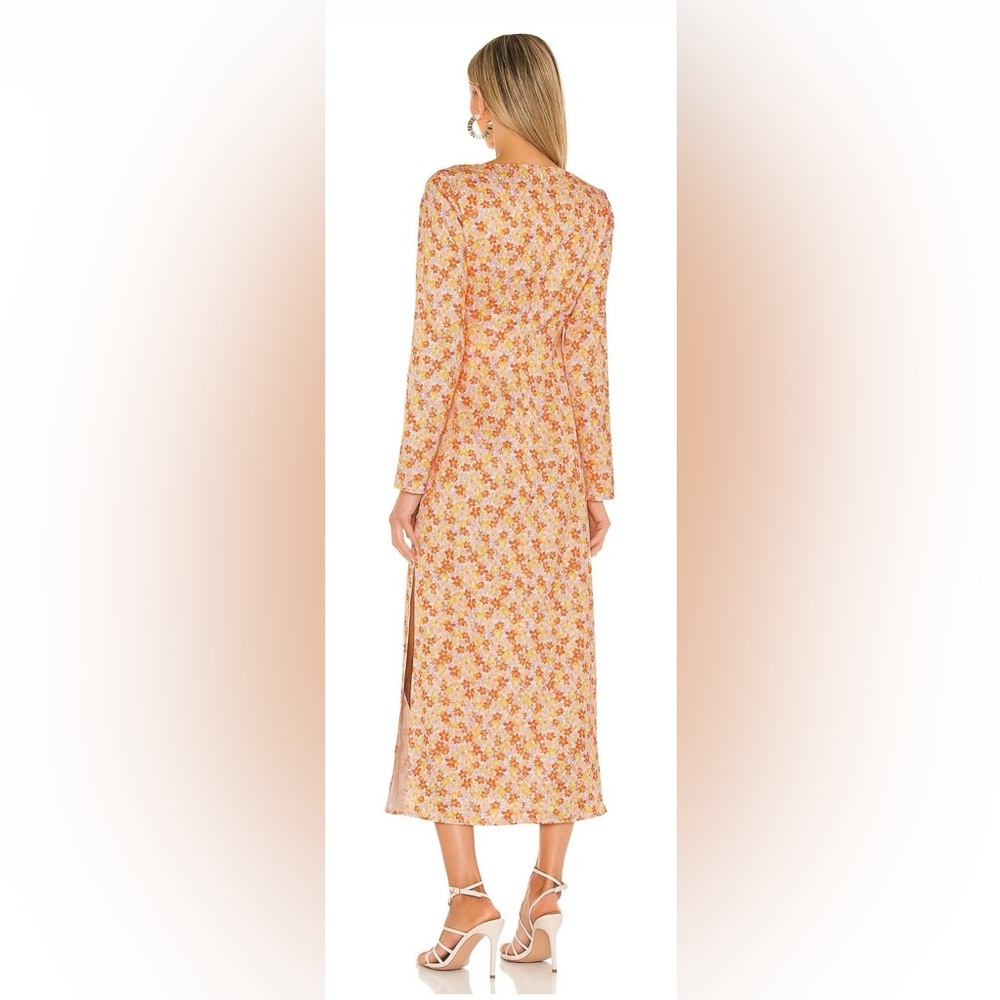 Elegant Floral Long Sleeve Dress - Picture 2 of 7